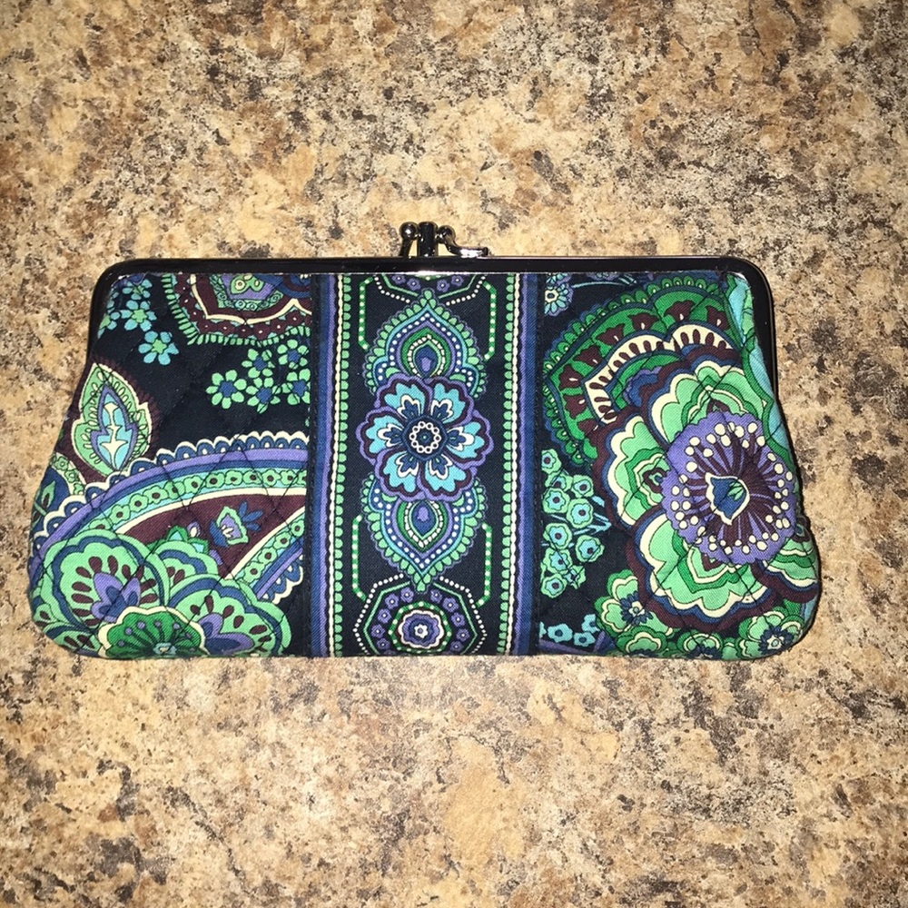 RETIRED PATTERN Blue Rhapsody Vera Bradley wallet